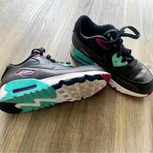 Nike Air Max Size 3Y.